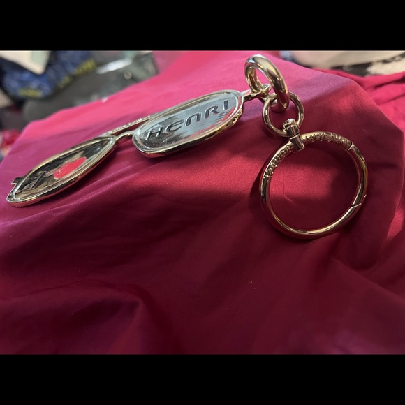 HENRI BENDEL NYC - keychain bag fob - Now You See Me Glasses NEW - gold & enamel - Picture 4 of 5